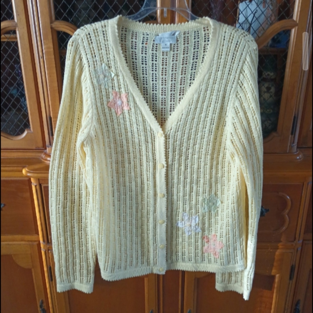 Christopher & Banks Hand Embroidered Light Butter Yellow Cardigan Sweater Medium